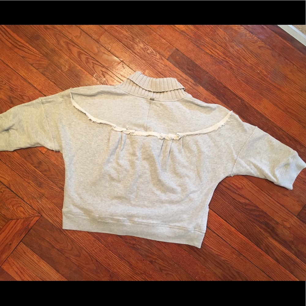St. John Cardigan - Picture 4 of 6